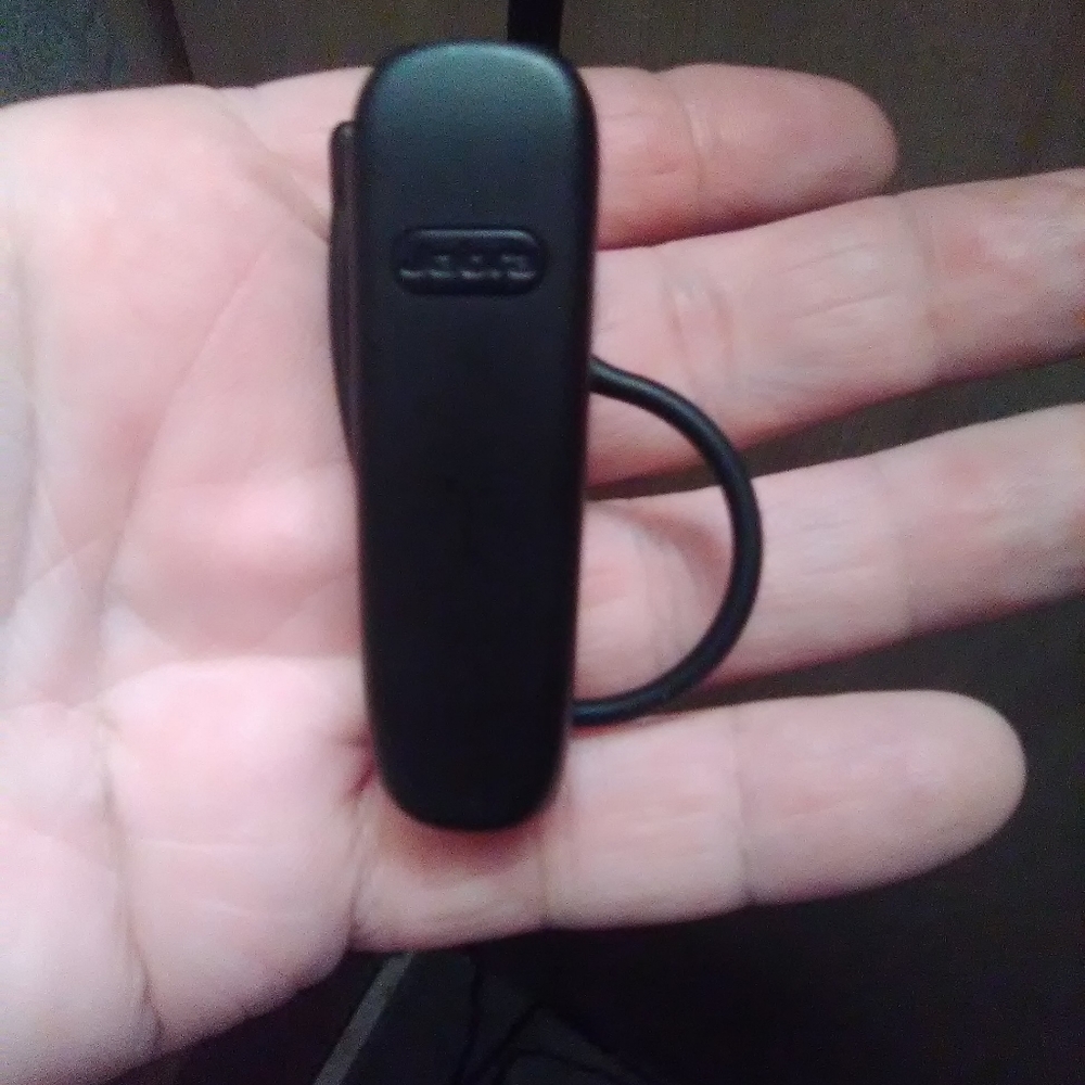 Bluetooth earpiece